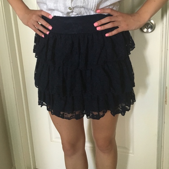 Lace navy blue skirt - Picture 2 of 4