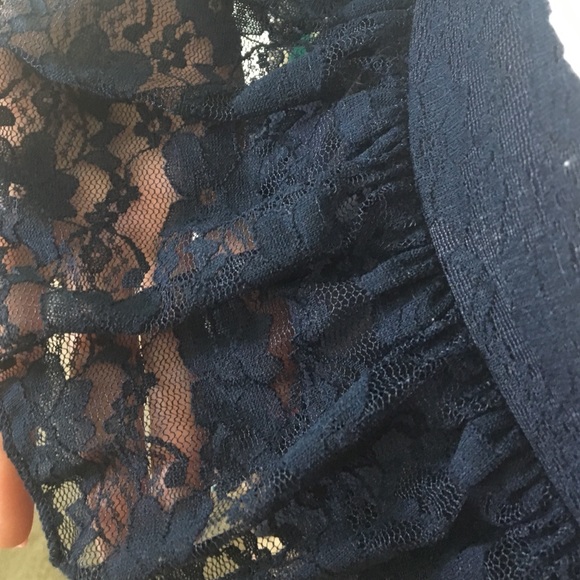 Lace navy blue skirt - Picture 3 of 4