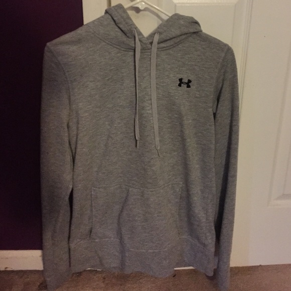 Under armour sweatshirt