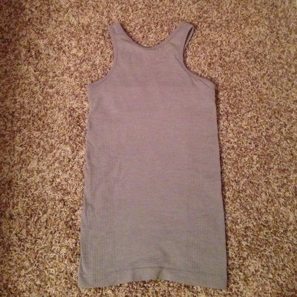 Lululemon workout top