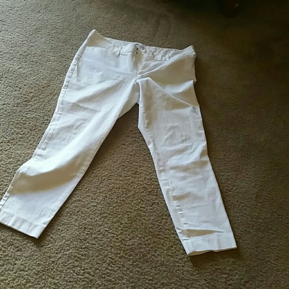 Capri pants