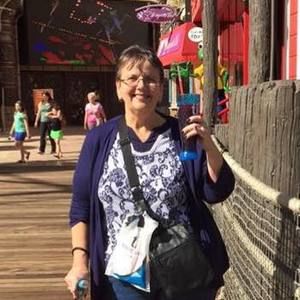 Meet your Posher, Peg