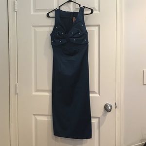 Pinup wiggle dress