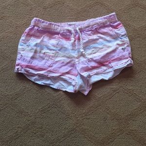 Aritzia soft patterned shorts