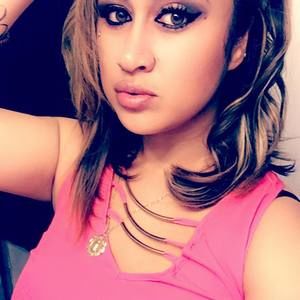 Meet your Posher, Monique