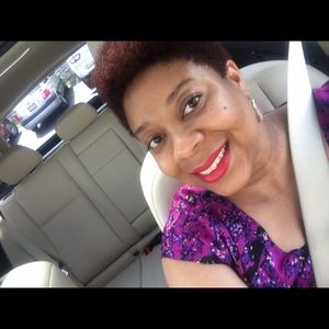 Meet your Posher, Veronica