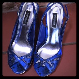 White House Black Market Blue Snakeskin wedge