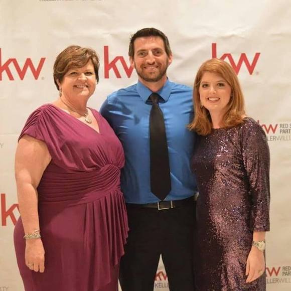 Meet your Posher, Meredith - Picture 1 of 1