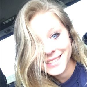 Meet your Posher, Staja