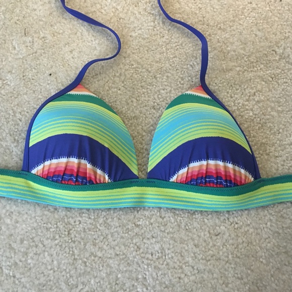 Aeries bikini top