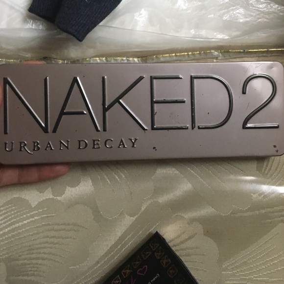 Urban decay Naked 2