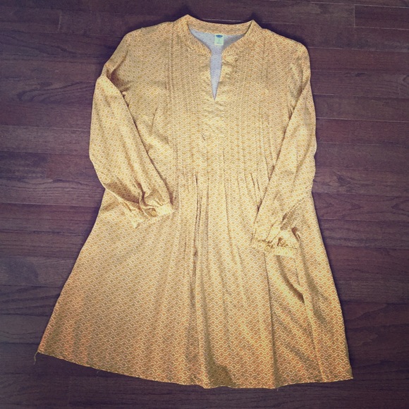 Old navy patterned tunic