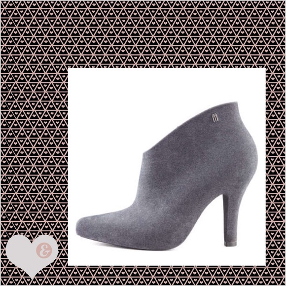 Melissa Flocked Grey Drama Booty