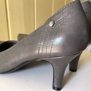 grey pointed toe heels