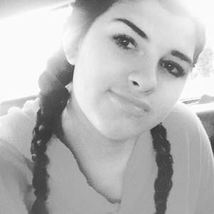 Meet your Posher, Dakota