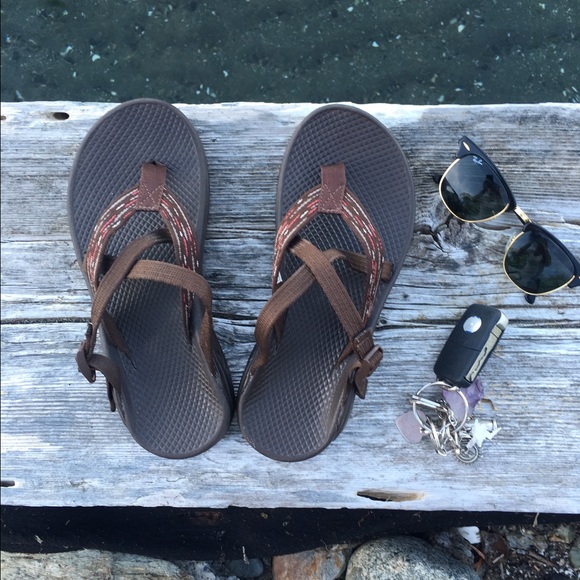 🌞 Chacos size 8 slip on 🌞