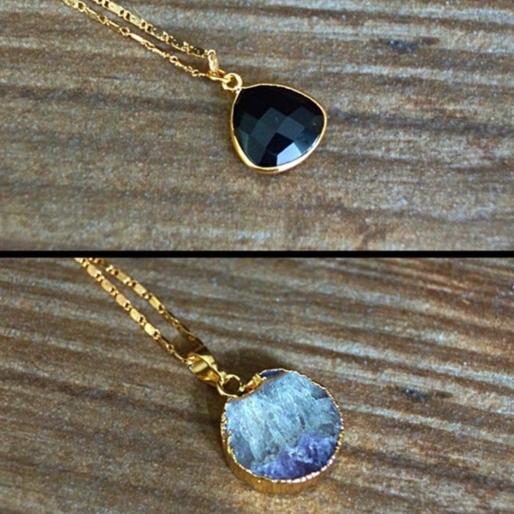 GEMSTONE CHARM PENDANT W/ YELLOW GOLD PLATED CHAIN - Picture 3 of 3