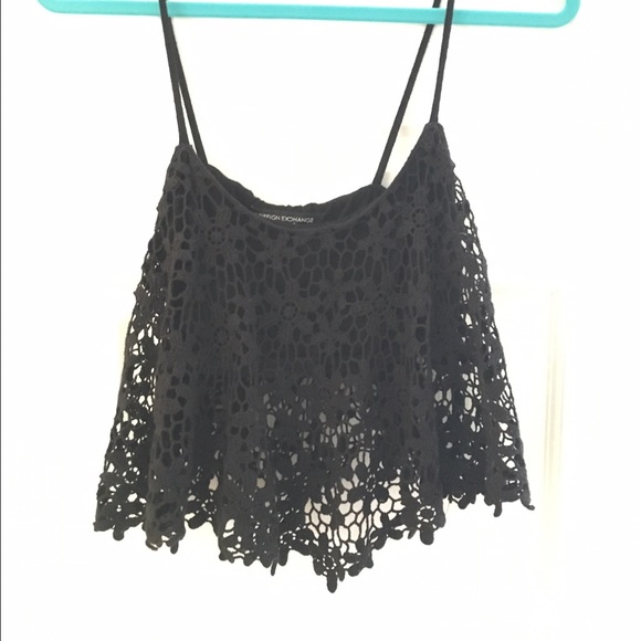 Cute crop crochet crop top