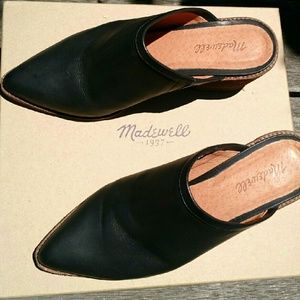 Black leather Robin Mule size 9.5