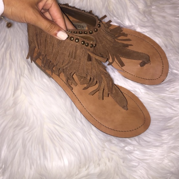 STEVE MADDEN SANDALS