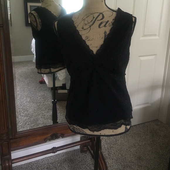 Tops - Black lace sleeveless top