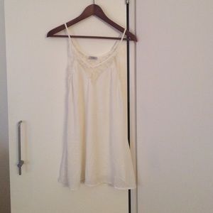 Like new tobi white summer dress