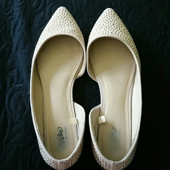 **FINAL MARKDOWN** Rhinestone shoes