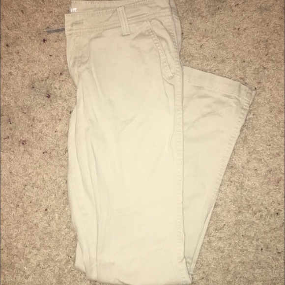 Old navy khaki pants