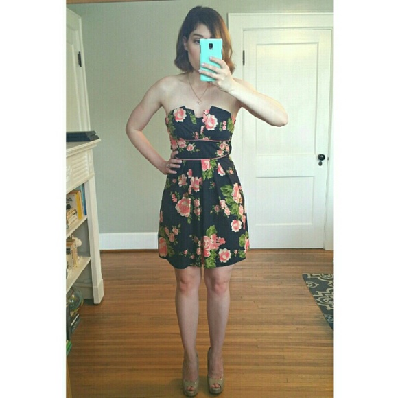 Floral Strapless dress