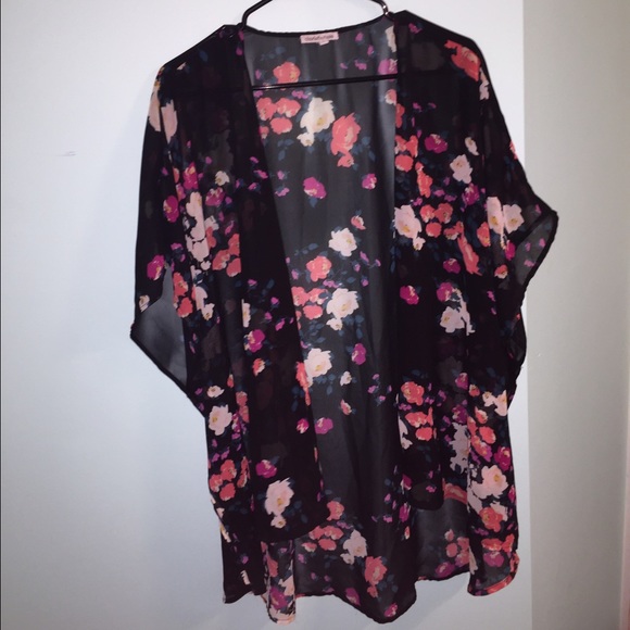 Charlotte Russe floral kimono. Great condition