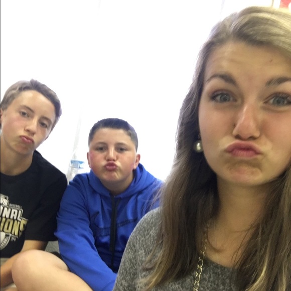 Meet your Posher, Zoey - Picture 1 of 1