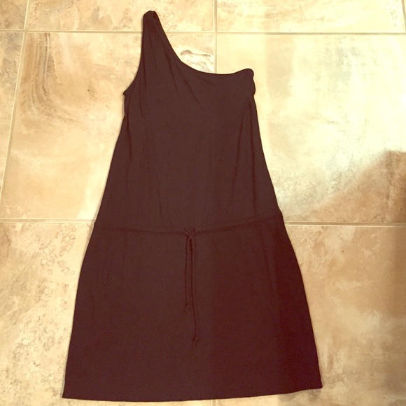 Cute GAP black one shoulder sundress