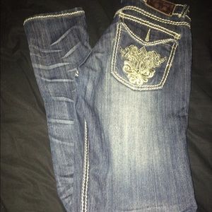 Size 5 jeans never worn