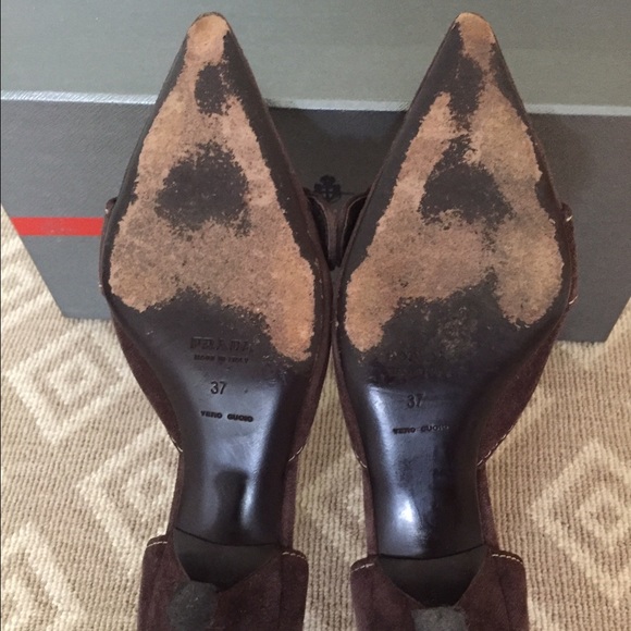 Prada kitten heels. Brown suede - Picture 4 of 4