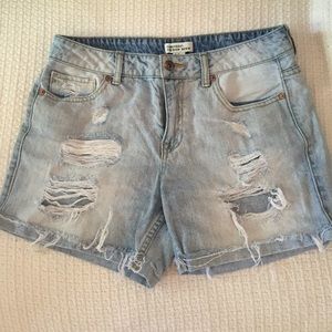 Forever 21 distressed jeans shorts