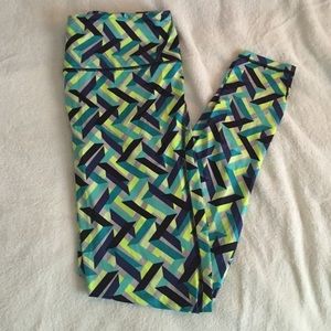 VS Sport workout tights