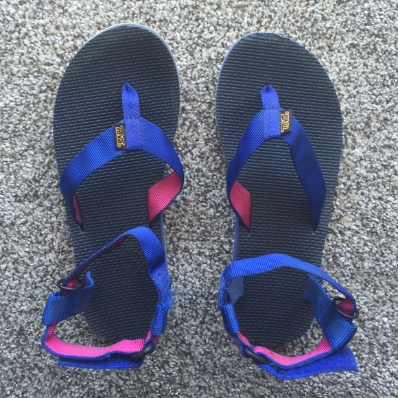 Teva Original Sandal in Dark Blue/Pink
