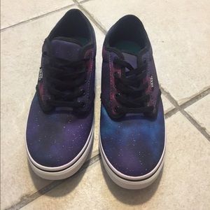 Brand new never worn !!! Galaxy vans $40