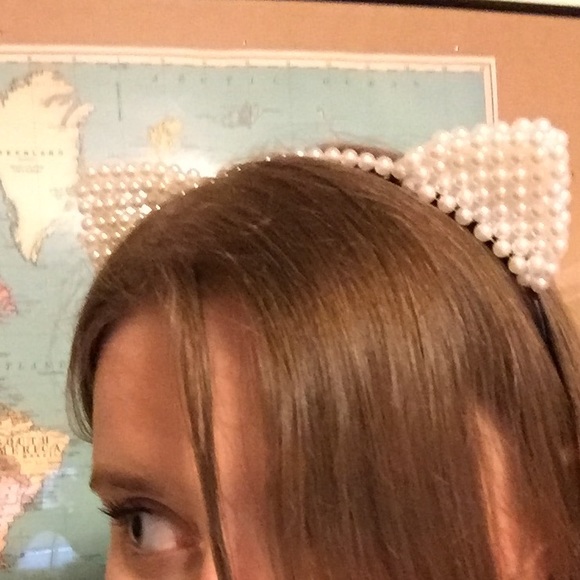 Pearl cat ears headband - Picture 3 of 3