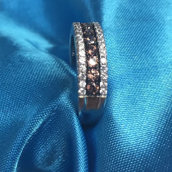 🌼Sparkly Chocolate "Diamond" CZ Band Ring - Picture 2 of 4