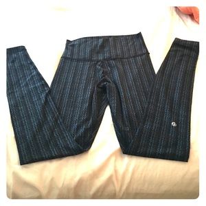 Lulu lemon leggings sz 6