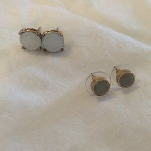 post earrings