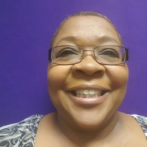 Meet your Posher, Suzette