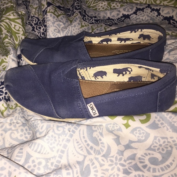 toms