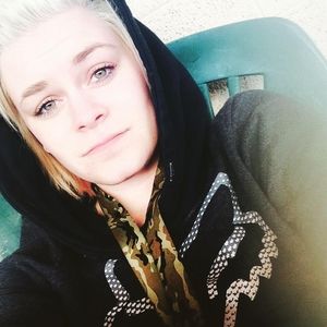 Meet your Posher, Briana