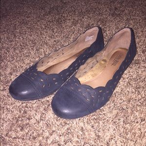 Cobb Hill Women's Ida Flat