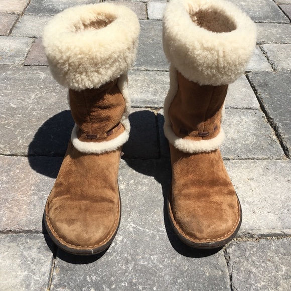 Brown Ugg Boots - Picture 2 of 3