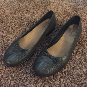 Clark's Leather Flats