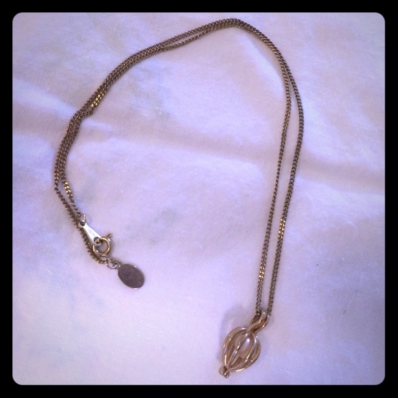 Genuine pearl necklace