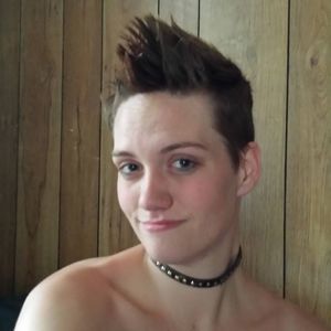 Meet your Posher, Lela